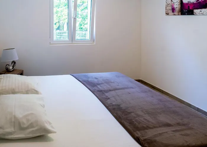 Vakantiehuis A Suara-2 By Interhome