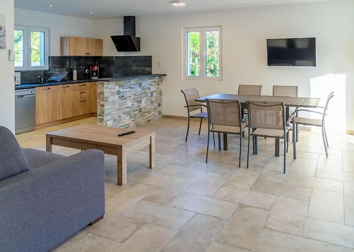 A Suara-2 By Interhome